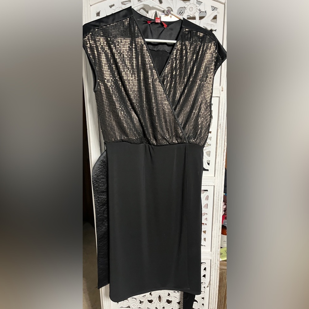 Sequin gold and Black Sleeveless wrap dress NWT small